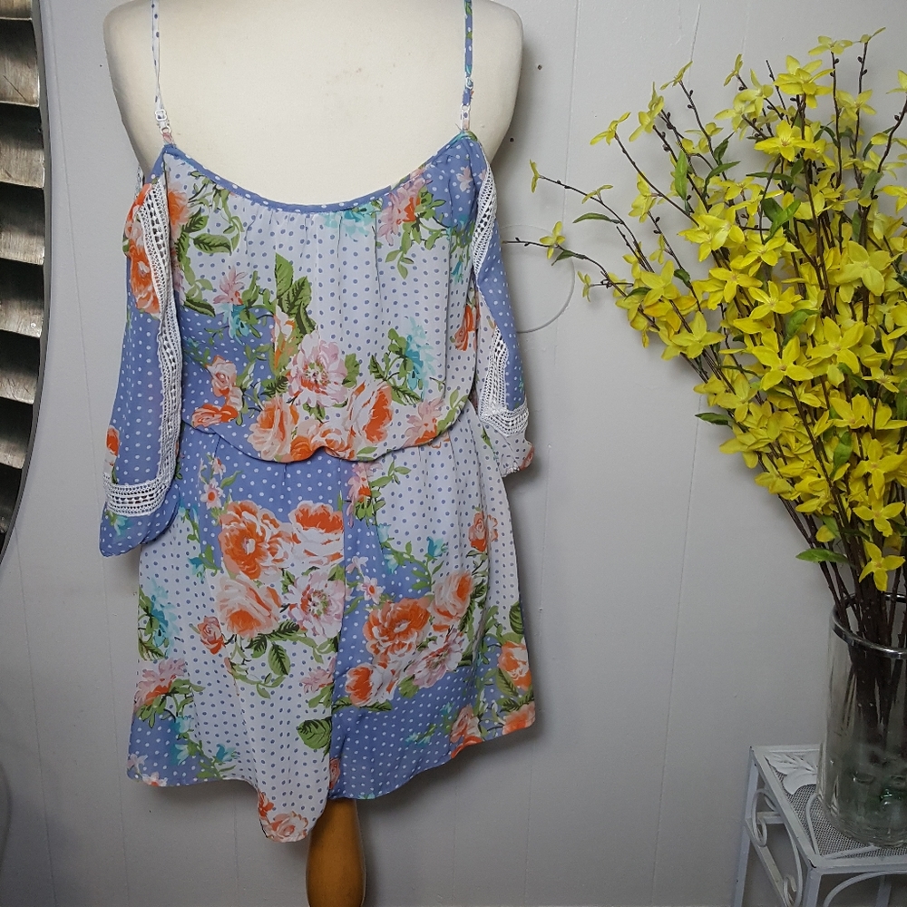City Studio women's Drees - Picture 2 of 7